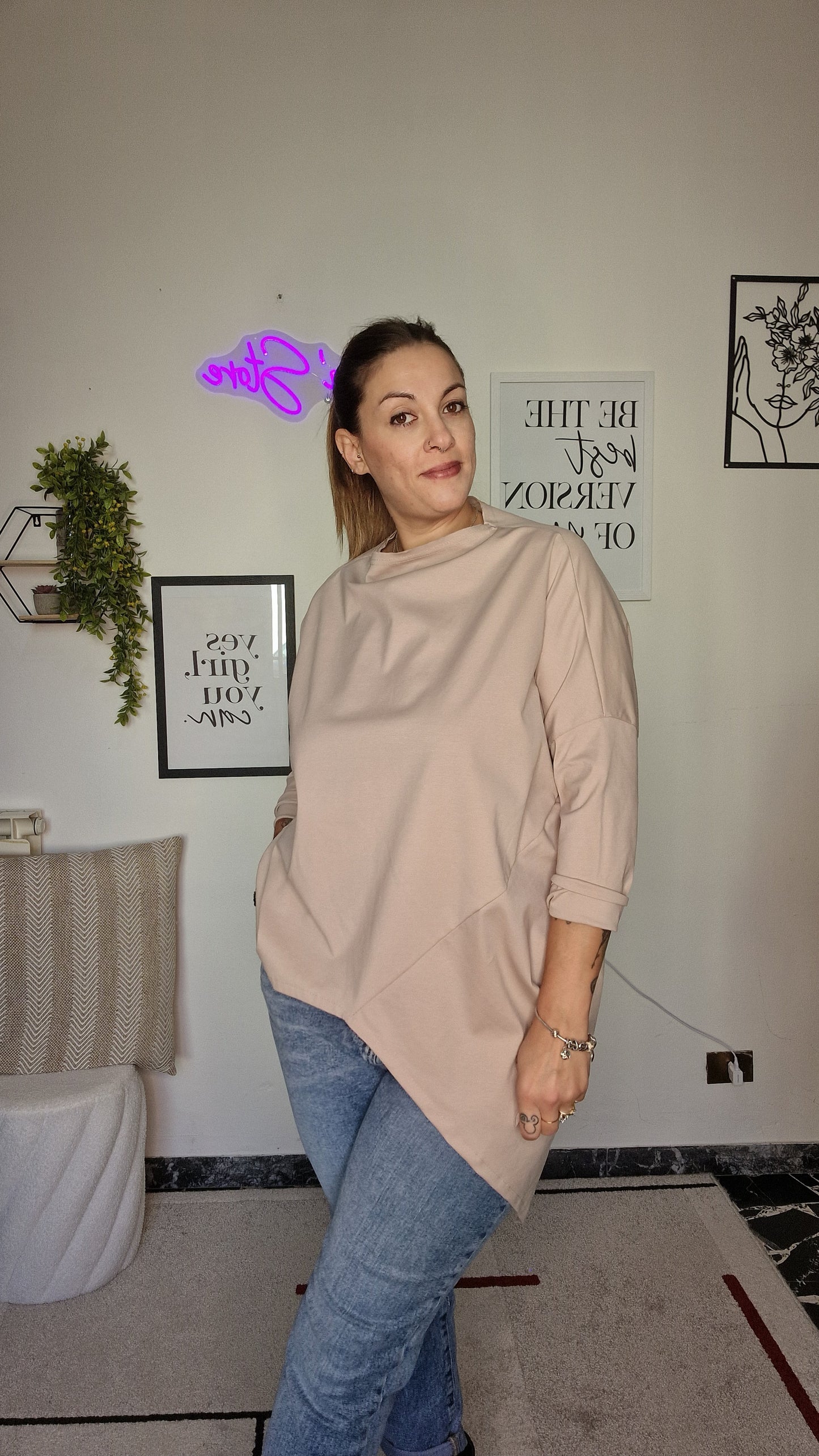 Maglia asimmetrica