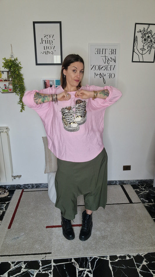 Maglia Sneakers – Casual con carattere