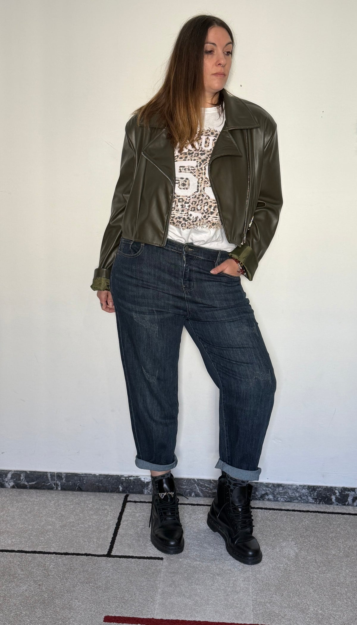 👖 JEANS CARROT FIT CON EFFETTO USURATO (83)