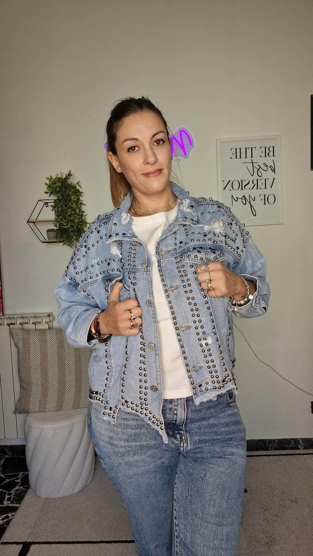 Giacca Zia Ele Oversize con Borchie e Strappi