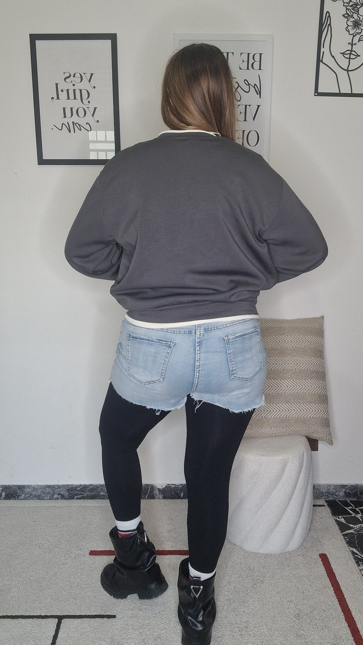 Felpa Girocollo Oversize con Dettagli a Contrasto