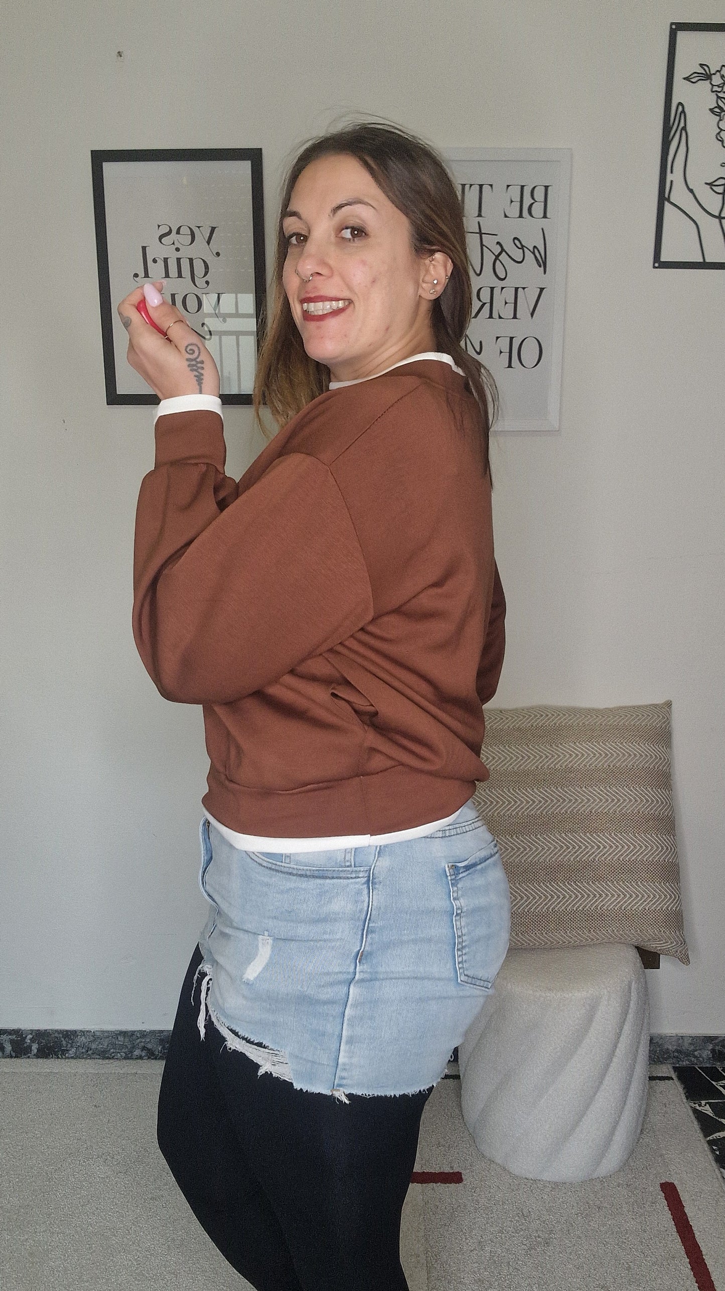 Felpa Girocollo Oversize con Dettagli a Contrasto