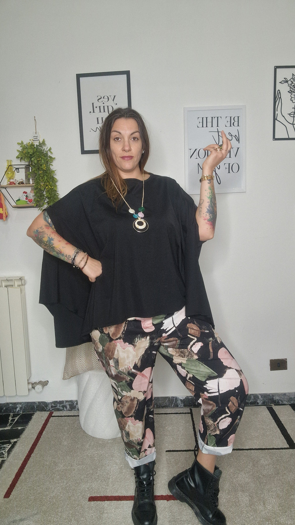 Maxi maglia over con collana