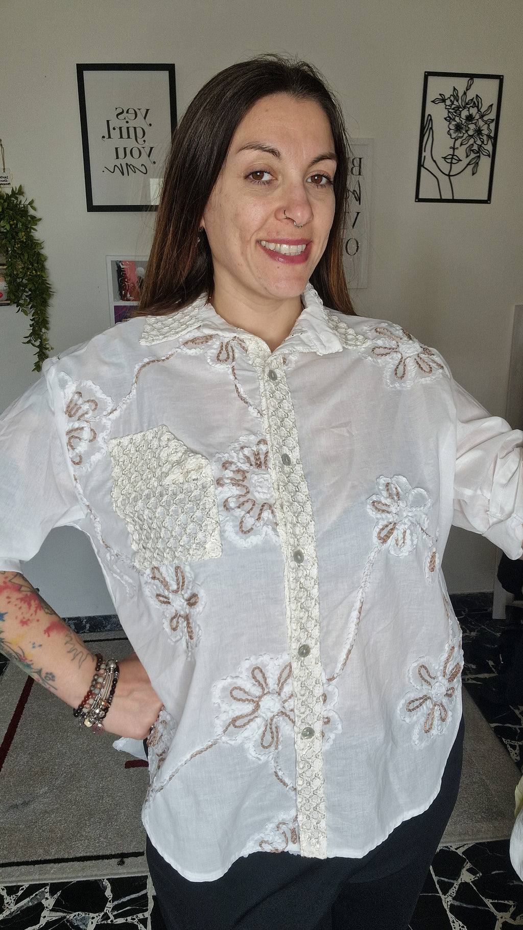 Camicia Ricamo – Eleganza facile