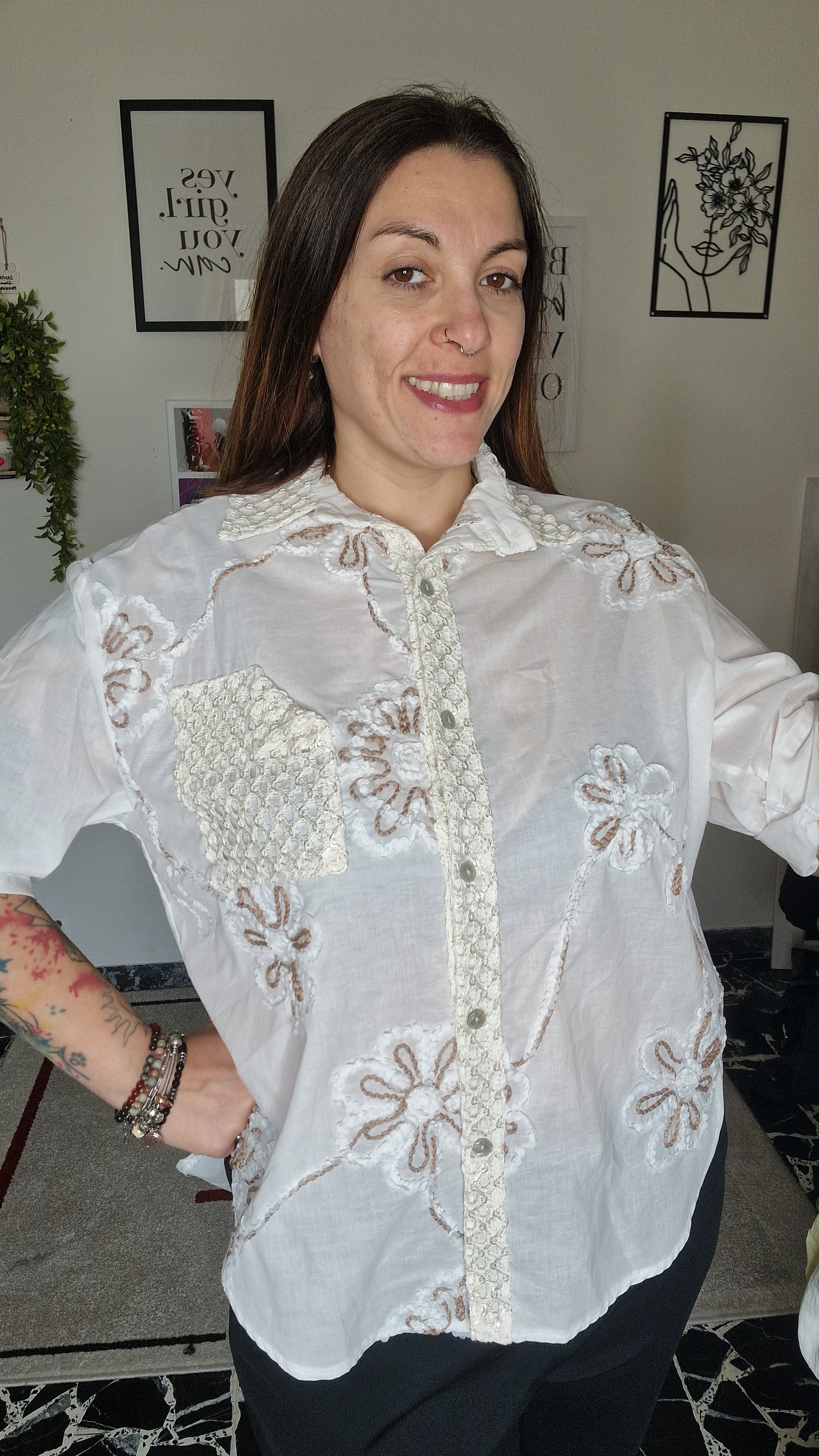 Camicia Ricamo – Eleganza facile