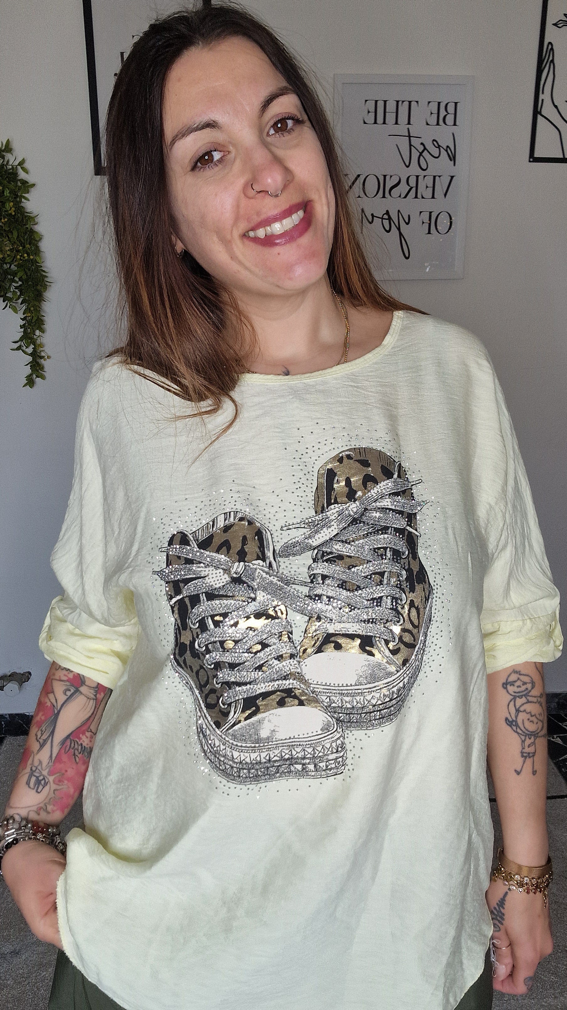 Maglia Sneakers – Casual con carattere