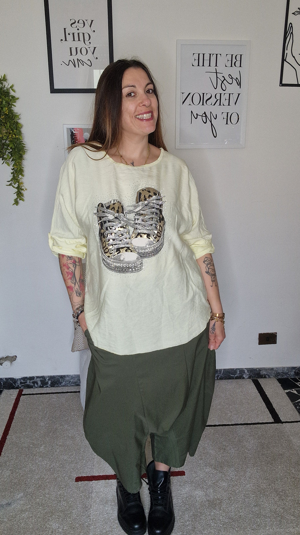 Maglia Sneakers – Casual con carattere