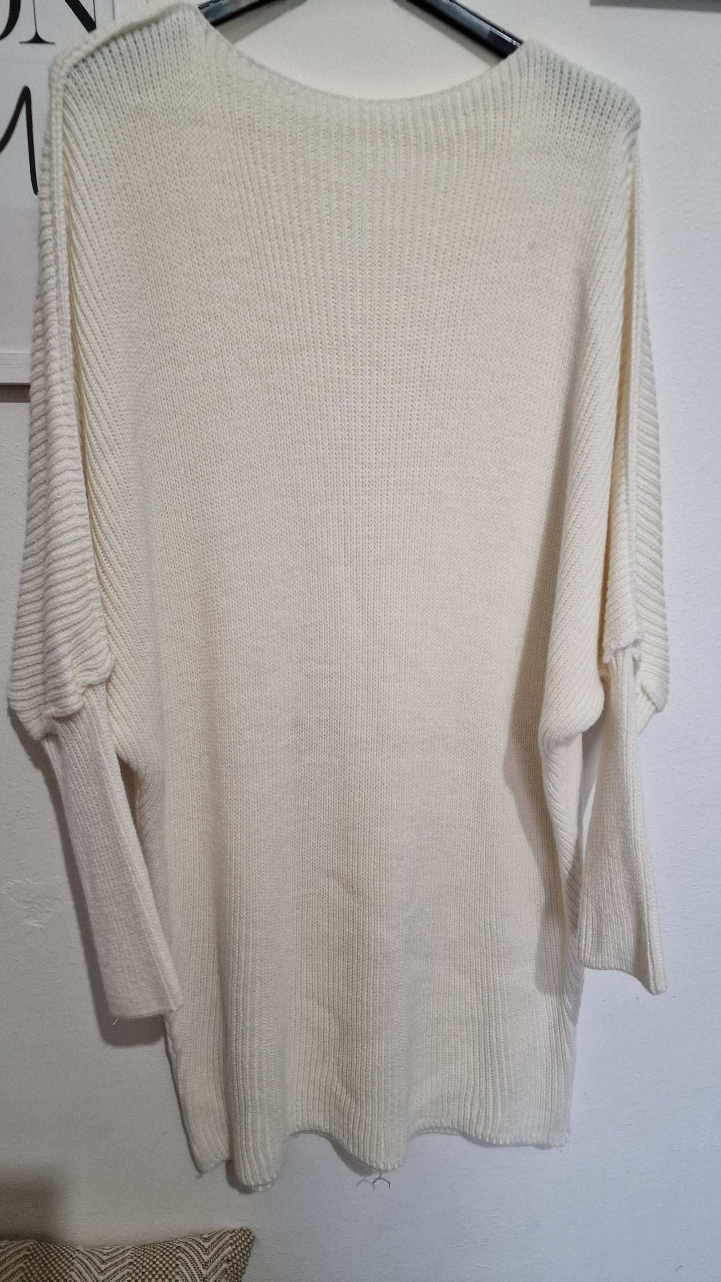 Maxi Maglia Over Era, Comfort e Stile Oversize