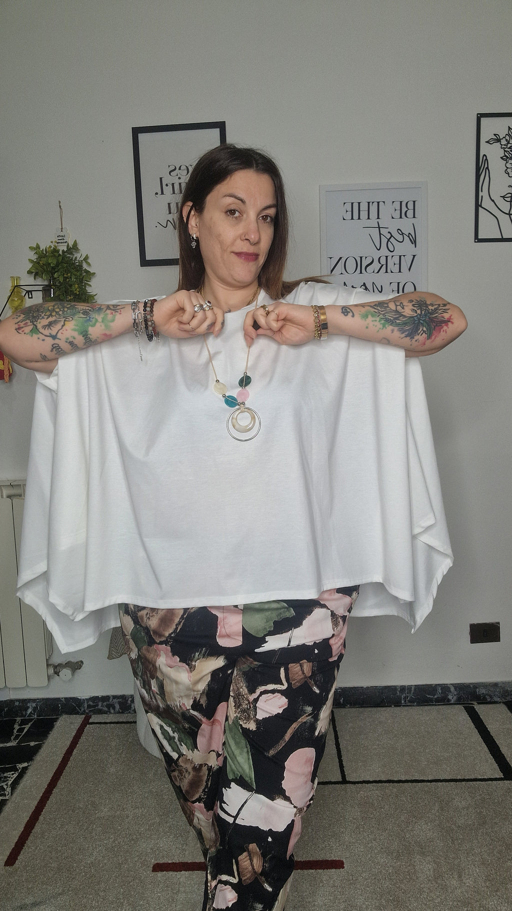 Maxi maglia over con collana