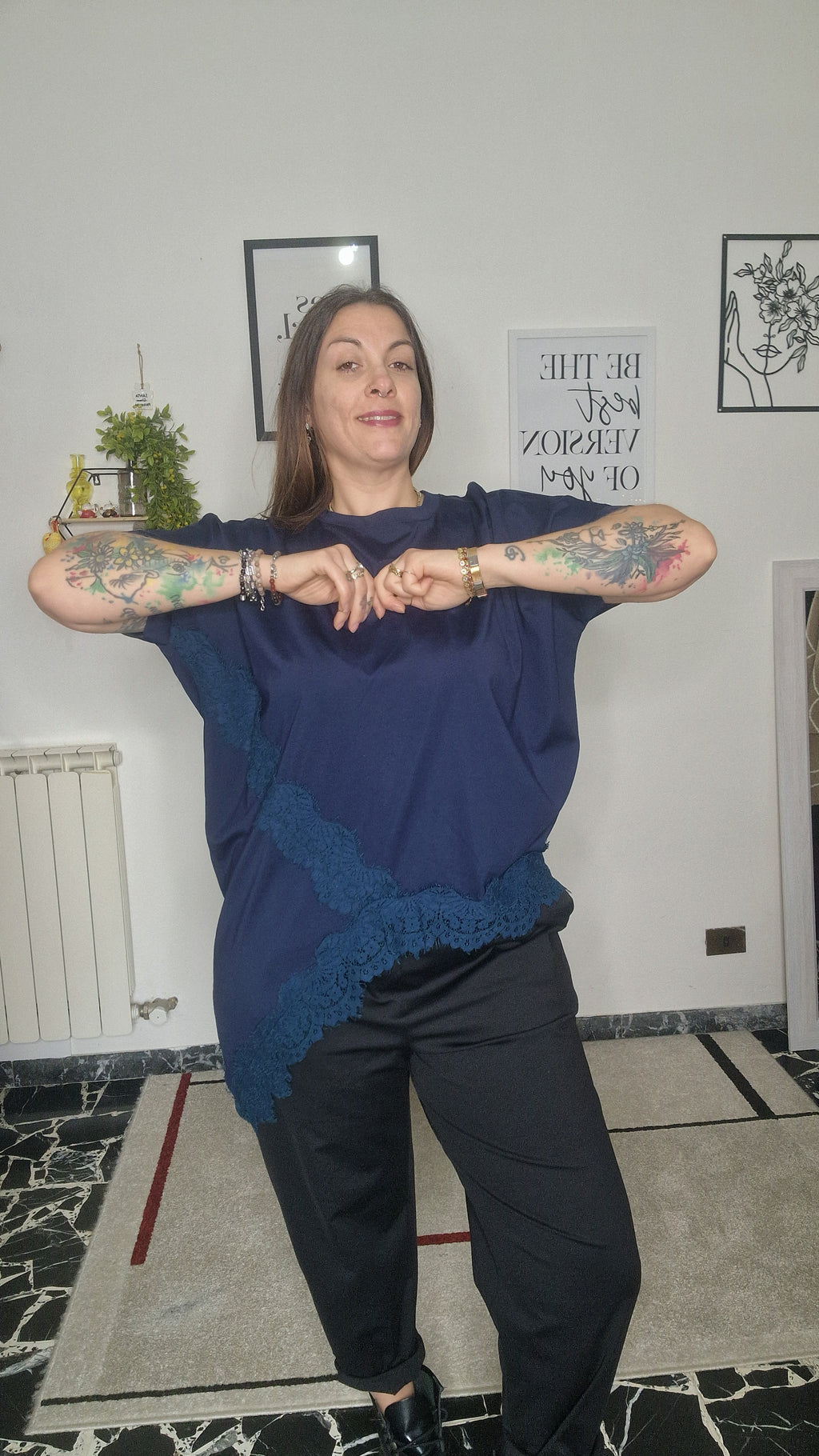 Maglia Pizzo – Morbida, femminile.