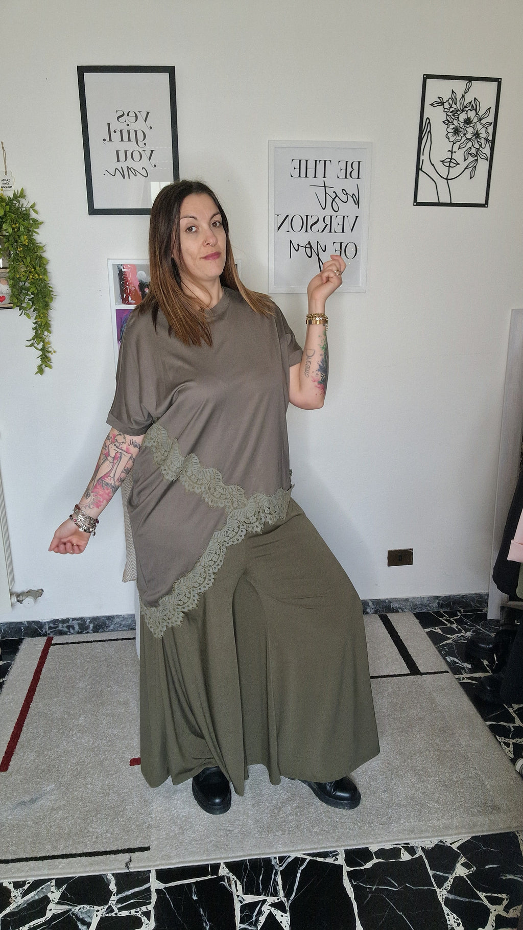 Maglia Pizzo – Morbida, femminile.