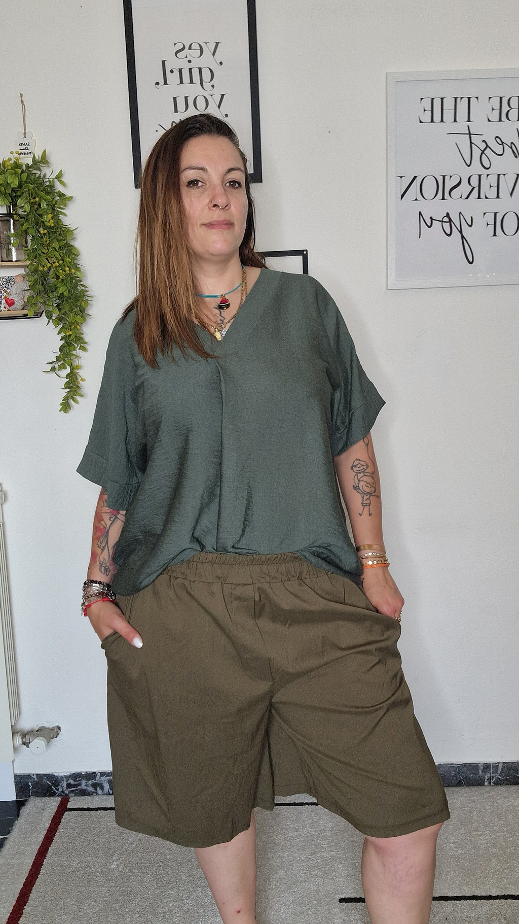 Maglia morbida scollo V basic chic