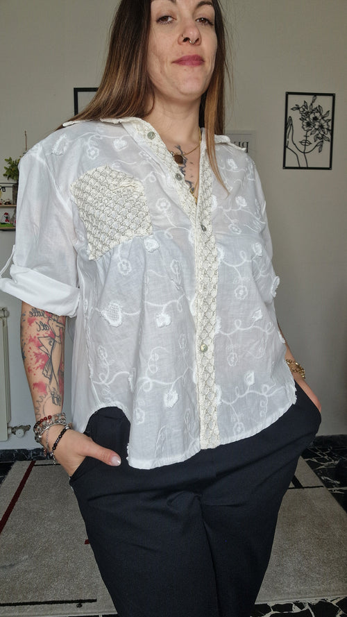 Camicia Ricamo – Eleganza facile
